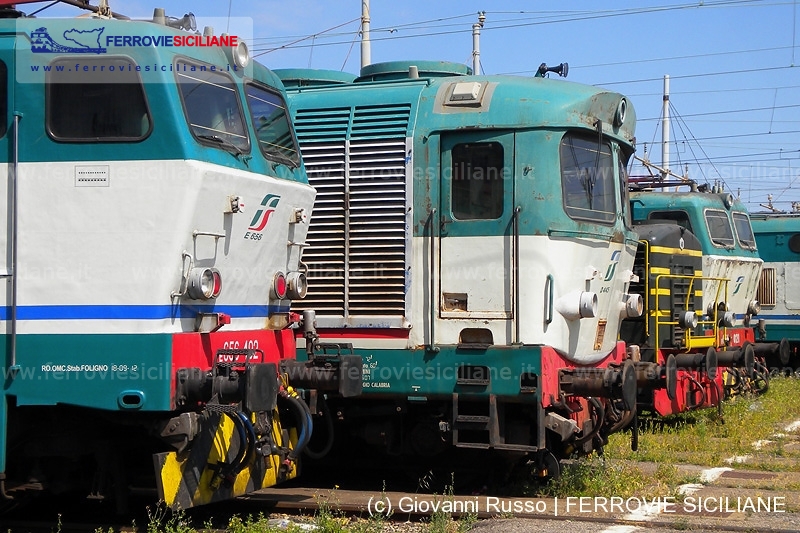 Parata di locomotive al deposito di Messina