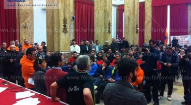 20150325 – #ilferribottenonsitocca – 20150325 Messina – Salone delle Bandiere – IlFerriBotteNonSiTocca – RoccoCREACO copia