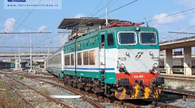 233_3321 20140907 Messina – E656_005 – IC 723 Roma Termini Palermo Centrale – GiovanniRUSSO – 800px